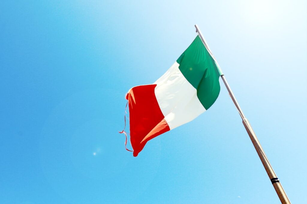 Italy’s Largest Bank Acquires $1M in Bitcoin